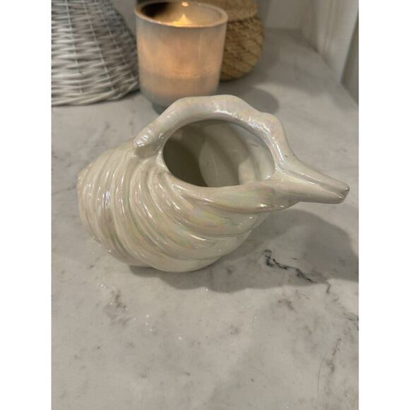 White Irredecent Ceramic Coastal Decor Hallow Seashell Decorative Planter Pot - Picture 3 of 10